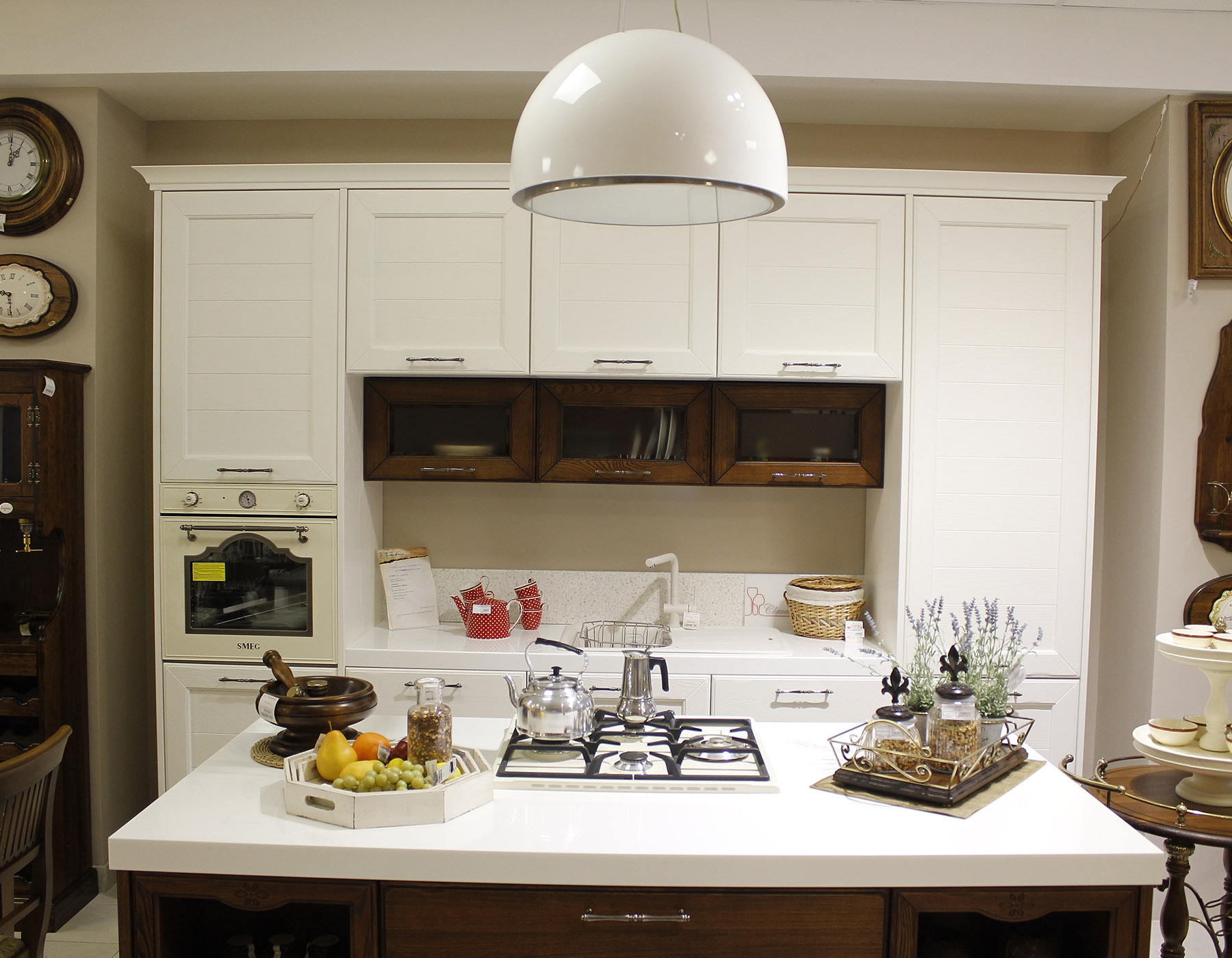 Деревянная кухня купить из наличия Claudia Италия LUBE cucine в Горячем Ключе