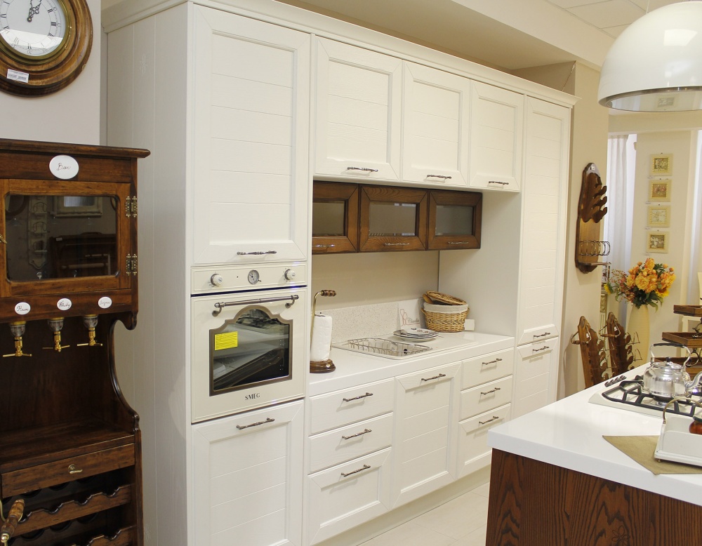 Деревянная кухня купить из наличия Claudia Италия LUBE cucine в Горячем Ключе